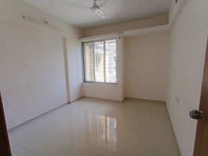 Room in 2 BHK Apartment at Kohinoor Zen Estate, Kharadi – for Sale