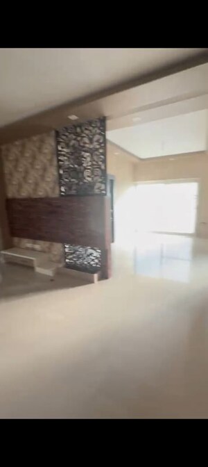 Furnished Amenities in 2 BHK Builder Floor at Amar Shaheed Path – for Rent