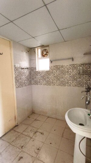 Bathroom in 3 BHK Apartment at Gaur City 7th Avenue, Sector 4 Greater Noida – for Rent