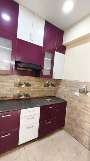 Kitchen in 3 BHK Apartment at Gaur City 7th Avenue, Sector 4 Greater Noida – for Rent