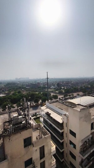 Balcony in 3 BHK Apartment at Gaur City 7th Avenue, Sector 4 Greater Noida – for Rent