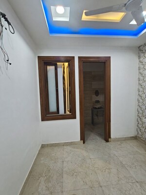 Room in 2 BHK Builder Floor at Indrapuram – for Sale