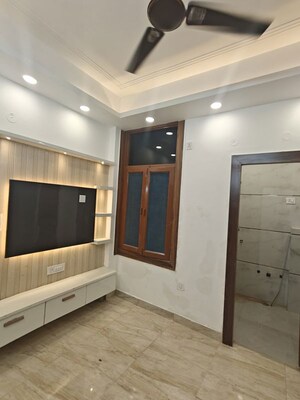 Building Lobby in 3 BHK Builder Floor at Indrapuram – for Sale