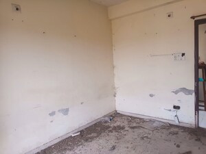 Room in  Apartment at Atladara – for Sale