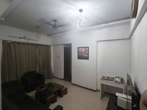 2 BHK Apartment For Rent in Dheeraj Pooja, Malad West