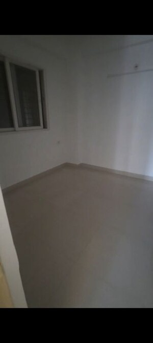 Room in 3 BHK Apartment at SVP Gulmohur Residency, Indrapuram – for Sale