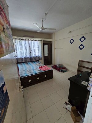 1 BHK Apartment For Sale in Mate Nagar