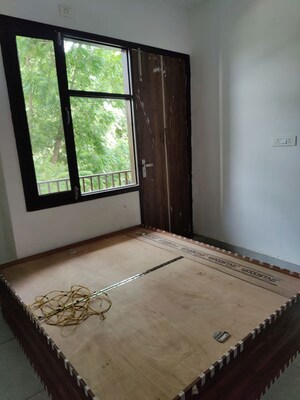 6+ BHK Independent House For Rent in SAJ Ecostar, Sector 104