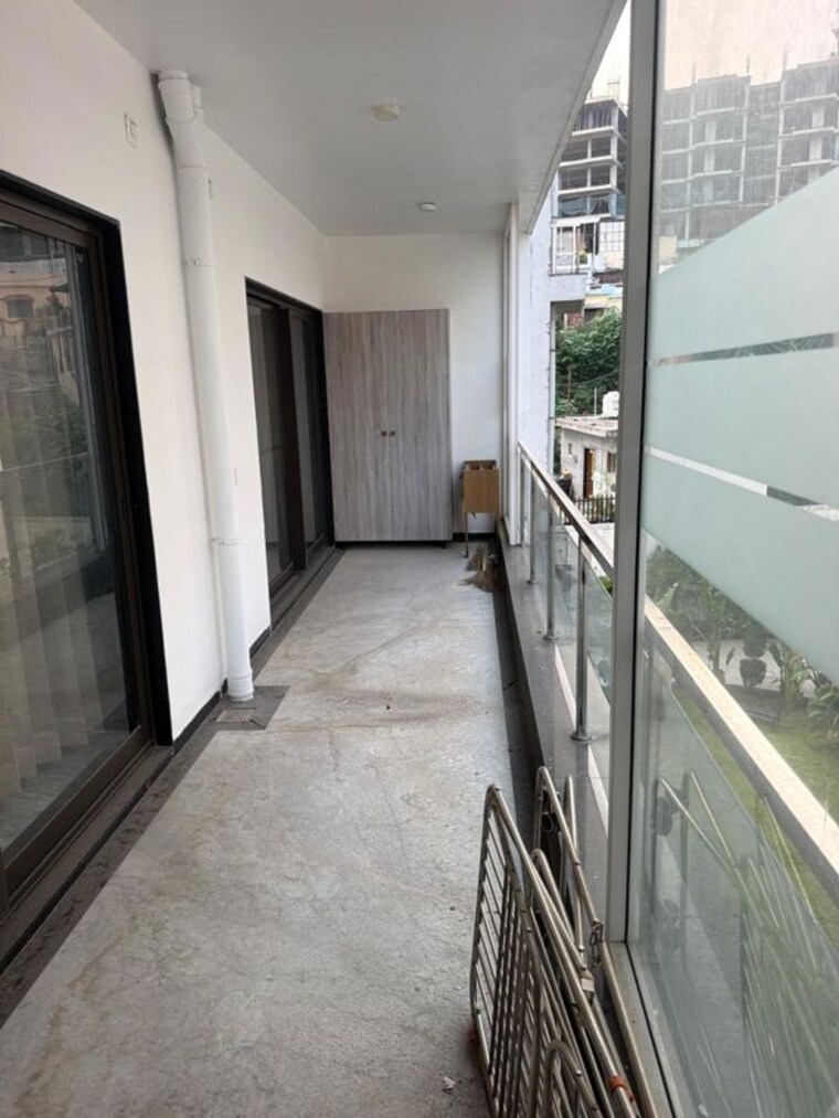 Balcony, jakhan 3 Bedroom 2800 Sq.Ft. Builder Floor In Jakhan Dehradun 10479032