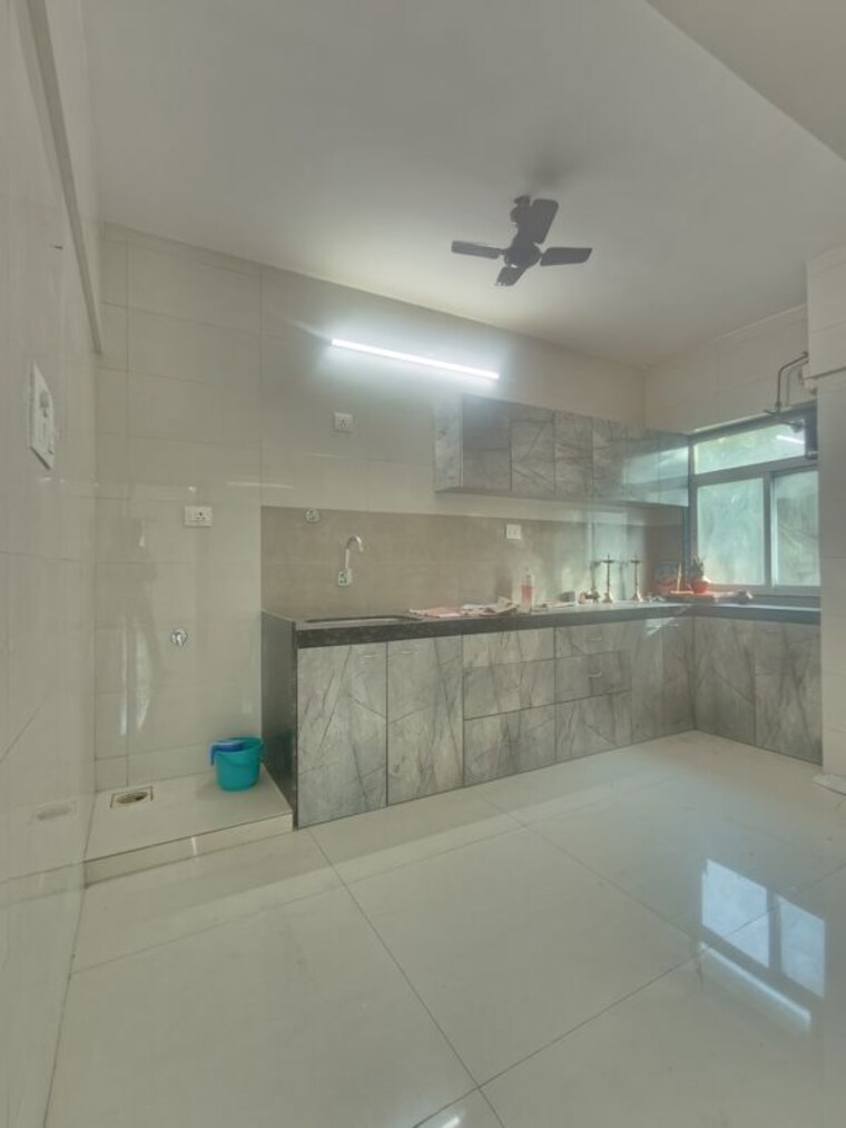 Kitchen, varad-heights 2.5 Bedroom 750 Sq.Ft. Apartment In Tilak Nagar Mumbai 10479018