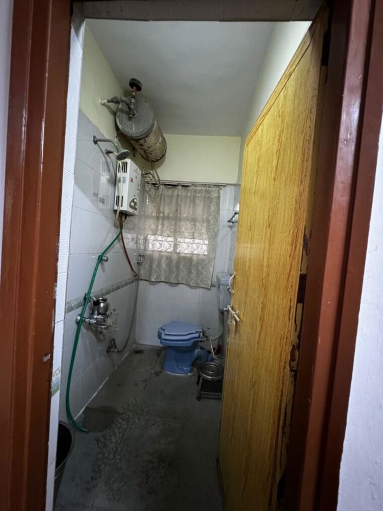 Bathroom, awesome-apartment 2 Bedroom 750 Sq.Ft. Apartment In Baner Pune 10479116
