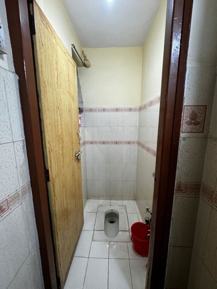 Bathroom, awesome-apartment 2 Bedroom 750 Sq.Ft. Apartment In Baner Pune 10479116