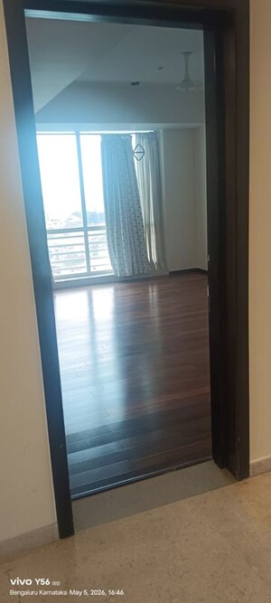 Room in 4 BHK Apartment at Prestige White Meadows, Whitefield – for Rent