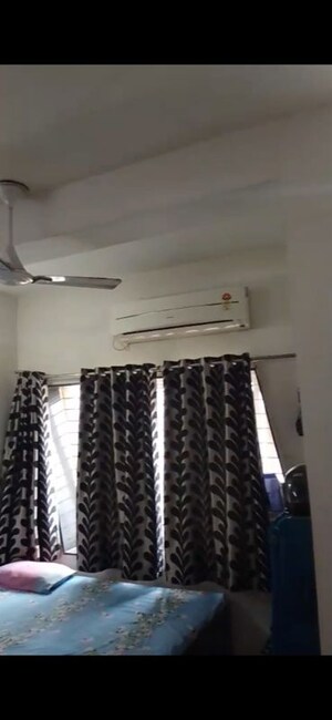 Bedroom in 1 RK Apartment at Jivraj Park – for Rent