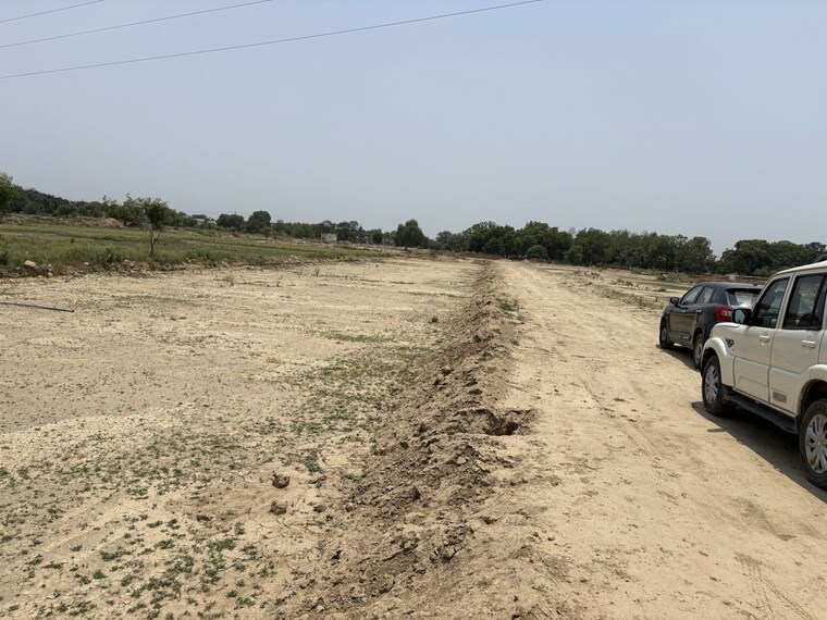 undefined, pindra  1000 Sq.Ft. Plot In Pindra Varanasi 10479170