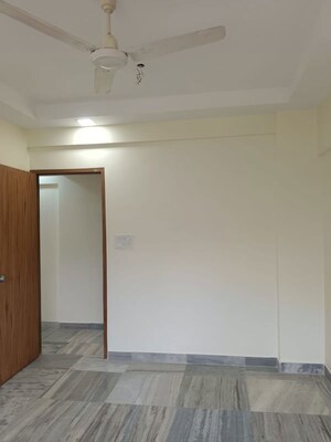 Room in 1 BHK Apartment at HDIL Premier Exotica, Kurla West – for Rent
