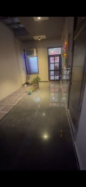 Room in 1 RK Builder Floor at Sector 21c – for Rent