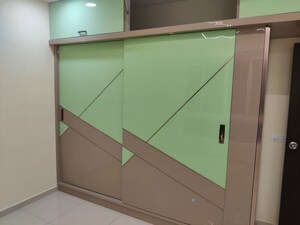 Furnished Amenities in 3 BHK Apartment at Marina Skies, Hi Tech City – for Rent