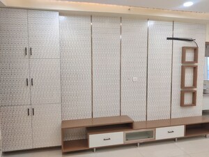 Furnished Amenities in 3 BHK Apartment at Marina Skies, Hi Tech City – for Rent