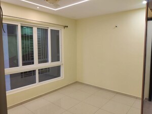Room in 3 BHK Apartment at Marina Skies, Hi Tech City – for Rent