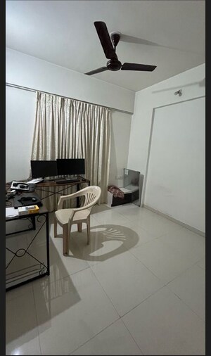 Room in 3 BHK Apartment at Highpoint ITrend Homes Phase 2, Hinjewadi – for Rent