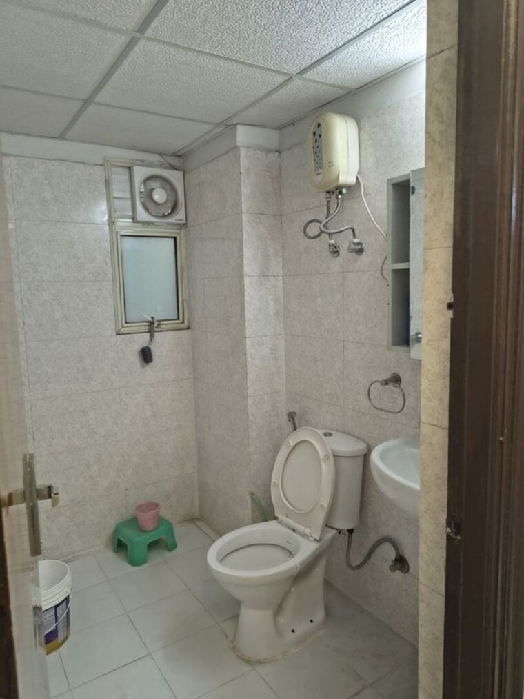 Bathroom, vihaan-heritage 2 Bedroom 950 Sq.Ft. Apartment In Sector 1 Greater Noida Greater Noida 10479276