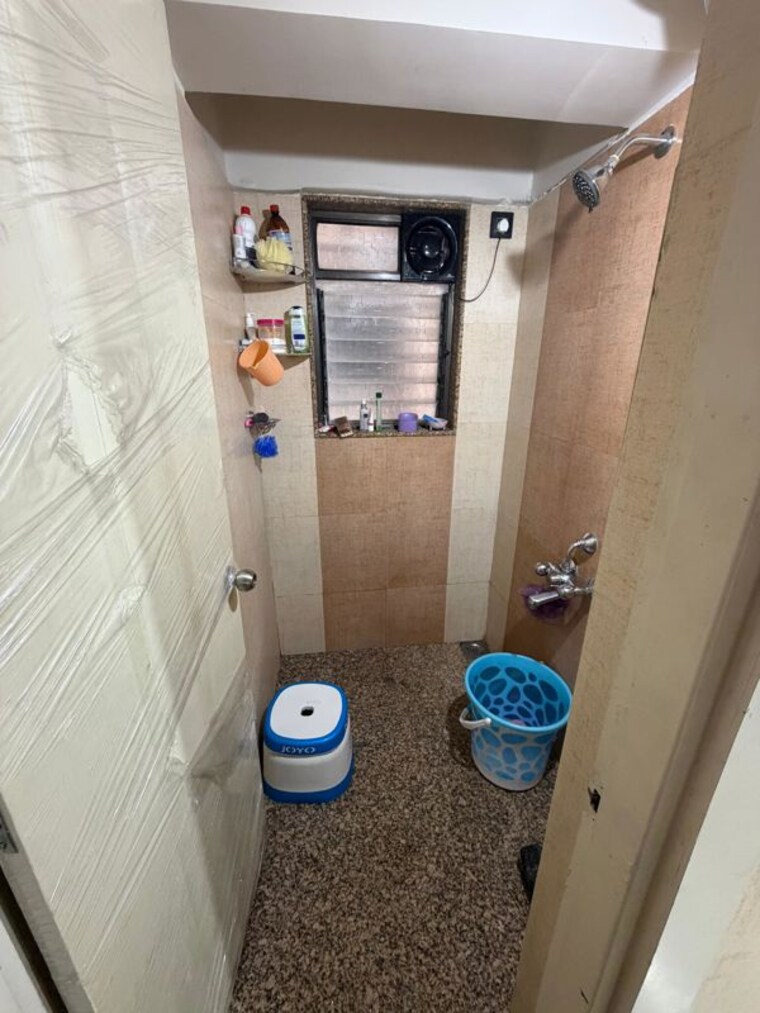 Bathroom, kalpataru-estate-building-8 2 Bedroom 1000 Sq.Ft. Apartment In Pimple Gurav Pune 10479300
