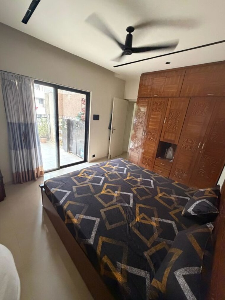 Bedroom, kalpataru-estate-building-8 2 Bedroom 1000 Sq.Ft. Apartment In Pimple Gurav Pune 10479300