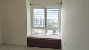 Room in 4 BHK Apartment at Sumadhura Folium, Whitefield – for Rent