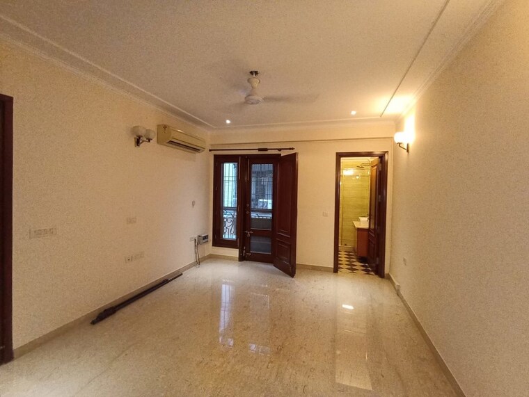 Bedroom, greater kailash ii 3 Bedroom 2250 Sq.Ft. Builder Floor In Greater Kailash ii Delhi 10479314