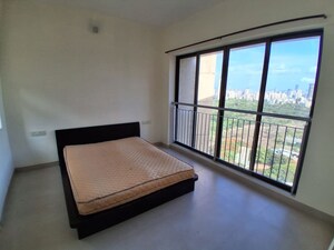 Room in 2 BHK Apartment at Lodha Splendora, Ghodbunder Road – for Rent