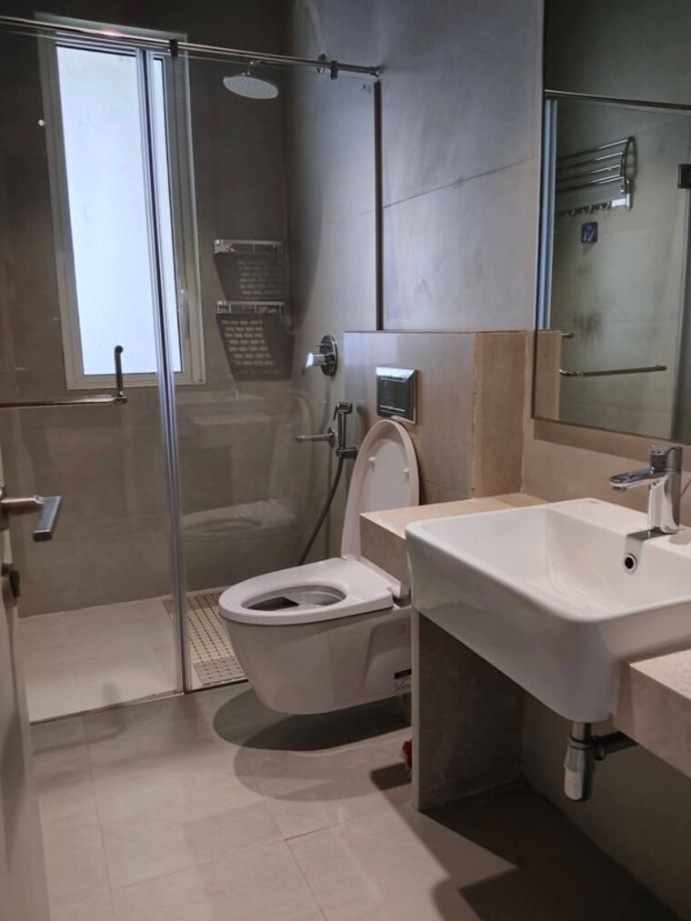 Bathroom, s-b-trevedia-vuepoint 3 Bedroom 1580 Sq.Ft. Apartment In Prabhadevi Mumbai 10479322