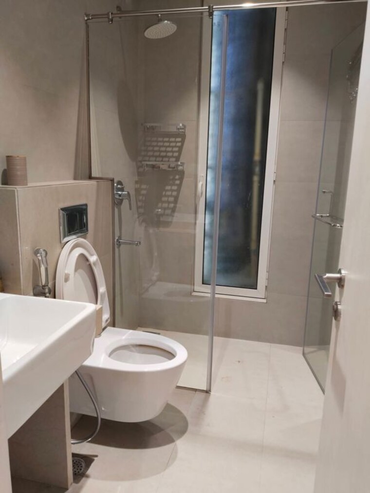 Bathroom, s-b-trevedia-vuepoint 3 Bedroom 1580 Sq.Ft. Apartment In Prabhadevi Mumbai 10479322