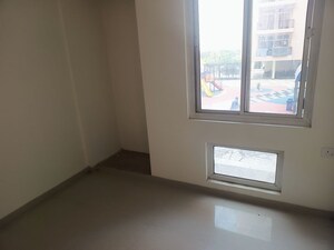 Room in 3 BHK Apartment at Excella Kutumb, Sultanpur Road – for Sale