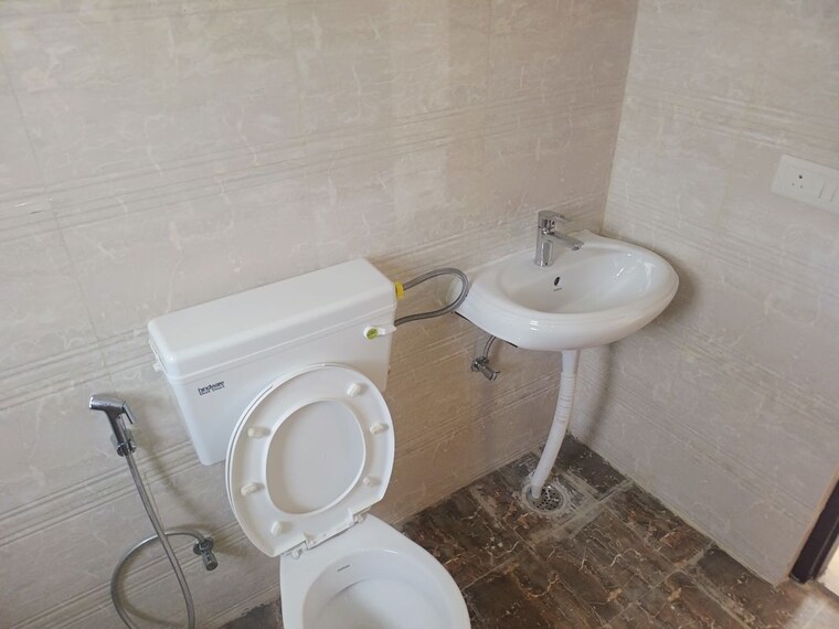 Bathroom, excella-kutumb 3 Bedroom 1094 Sq.Ft. Apartment In Sultanpur Road Lucknow 10479372