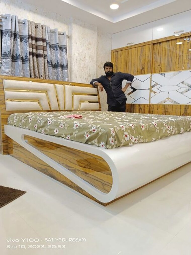 Bedroom, friends colony 4 Bedroom 500 Sq.Yd. Builder Floor In Friends Colony Delhi 10479393