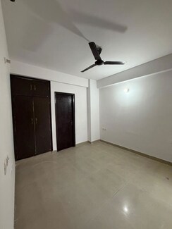 2 BHK Apartment For Sale in Raj Nagar Extension