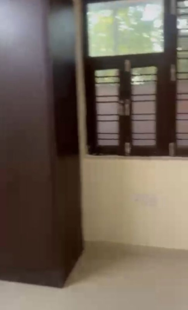 Room, sector 9 3 Bedroom 2350 Sq.Ft. Independent House In Sector 9 Gurgaon 10479455