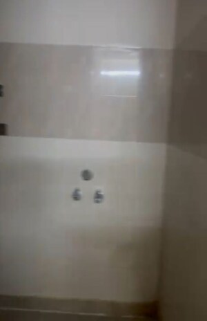 Room in 3 BHK Independent House at Sector 9 – for Rent