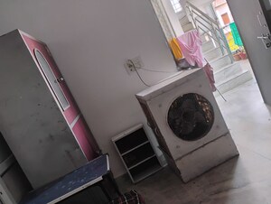Furnished Amenities in  Pg at Vineet Khand – for Rent