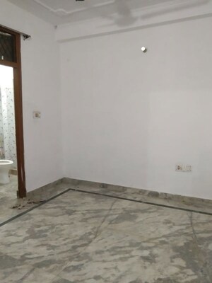 Room in 1 BHK Builder Floor at Mehrauli – for Rent