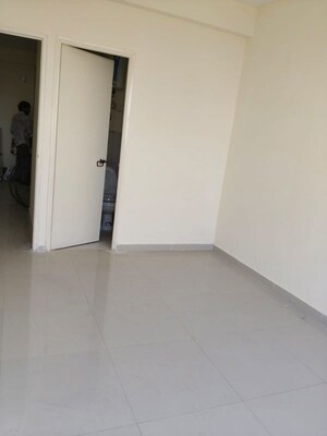 2 BHK Apartment For Rent in Pyramid Midtown, Sector 59