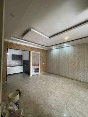 Room in 3 BHK Apartment at Sector 20 – for Rent