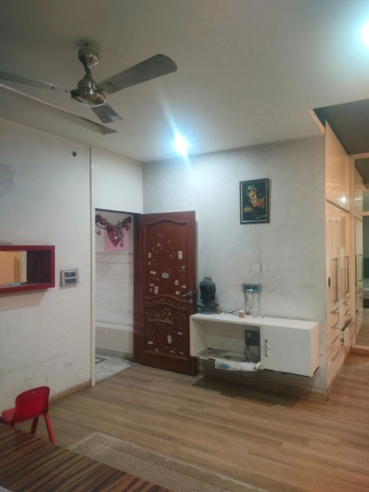 Living Room, sector 15 ii 5 Bedroom 2700 Sq.Ft. Builder Floor In Sector 15 ii Gurgaon 10479544