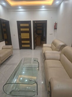 5 BHK + Study Room Builder Floor For Rent in Sector 15 II