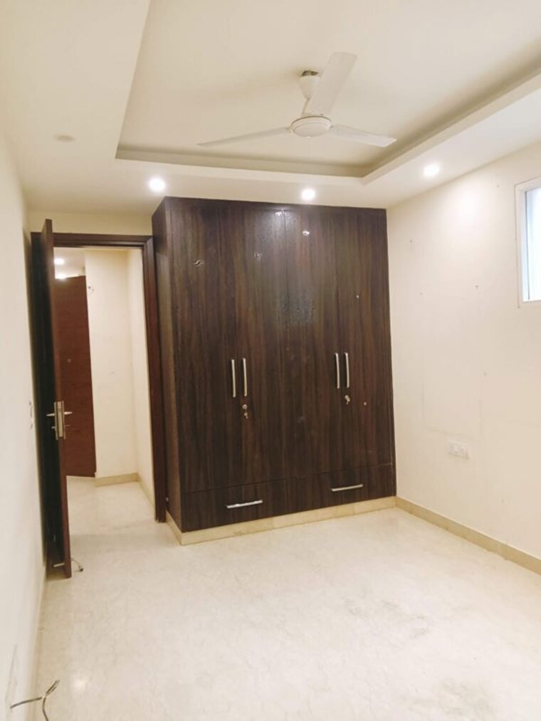 Room, chittaranjan park 3 Bedroom 125 Sq.Yd. Builder Floor In Chittaranjan Park Delhi 10479554