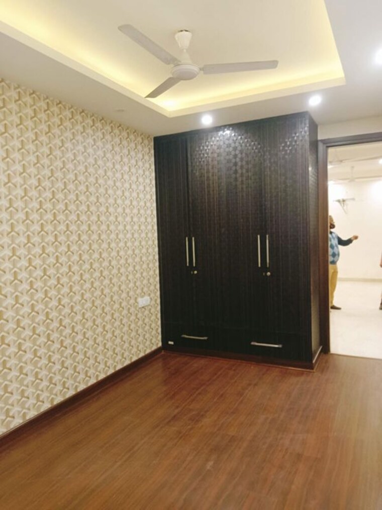 Room, chittaranjan park 3 Bedroom 125 Sq.Yd. Builder Floor In Chittaranjan Park Delhi 10479554