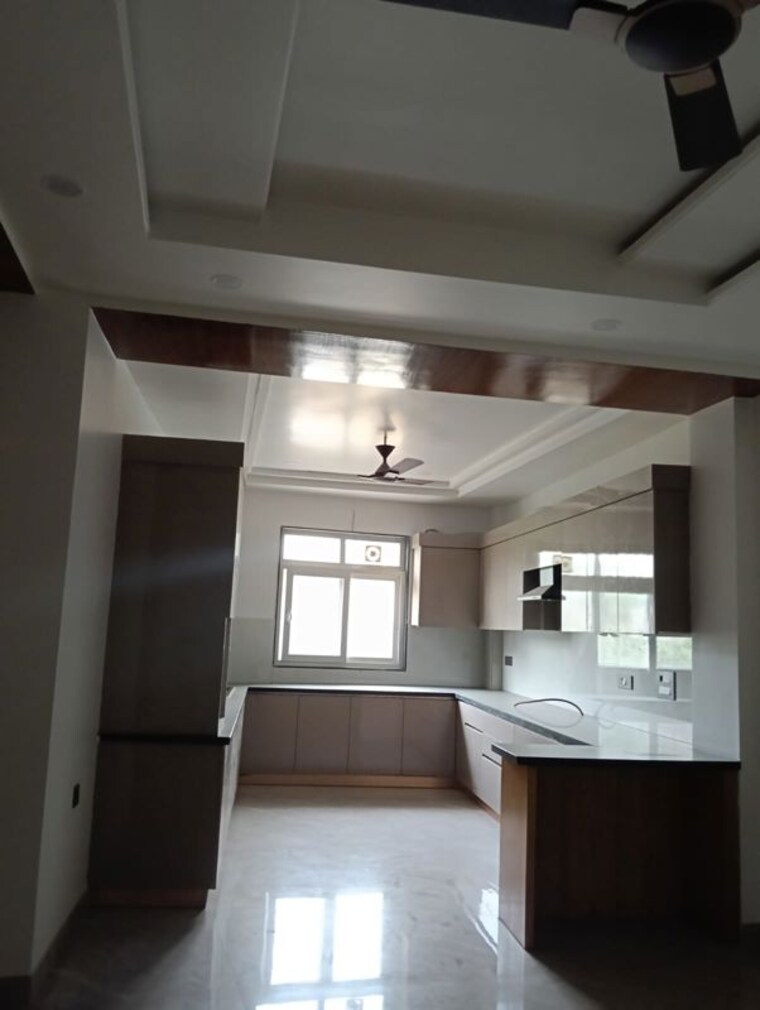 Kitchen, sector 12a 3 Bedroom 2300 Sq.Ft. Builder Floor In Sector 12a Gurgaon 10479555