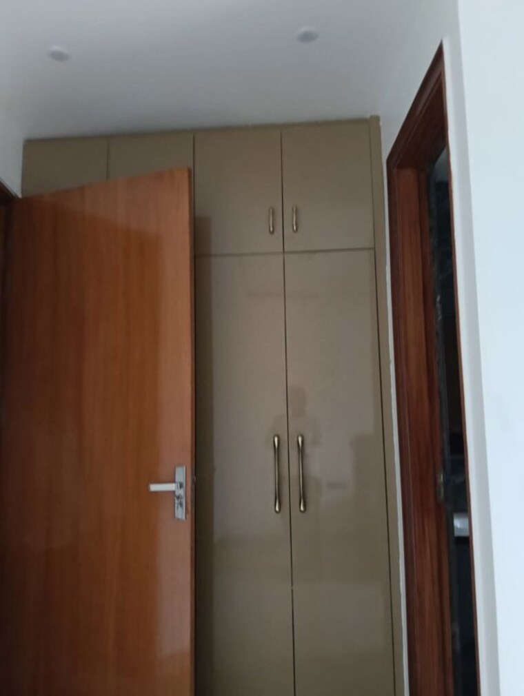 undefined, sector 12a 3 Bedroom 2300 Sq.Ft. Builder Floor In Sector 12a Gurgaon 10479555
