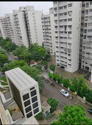 1 BHK Apartment For Sale in Godrej Vrindavan, Near Nirma University On Sg Highway